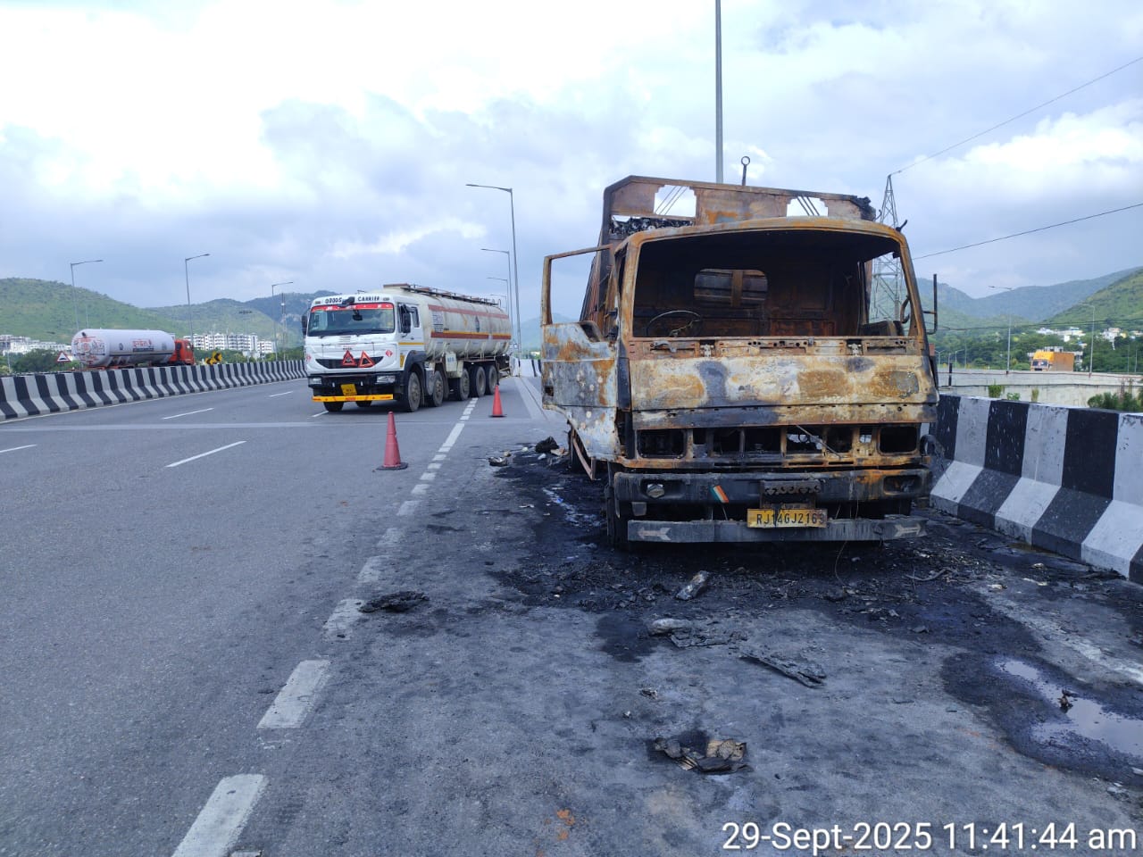 TATA MOTORS LPT 1412 TRUCK